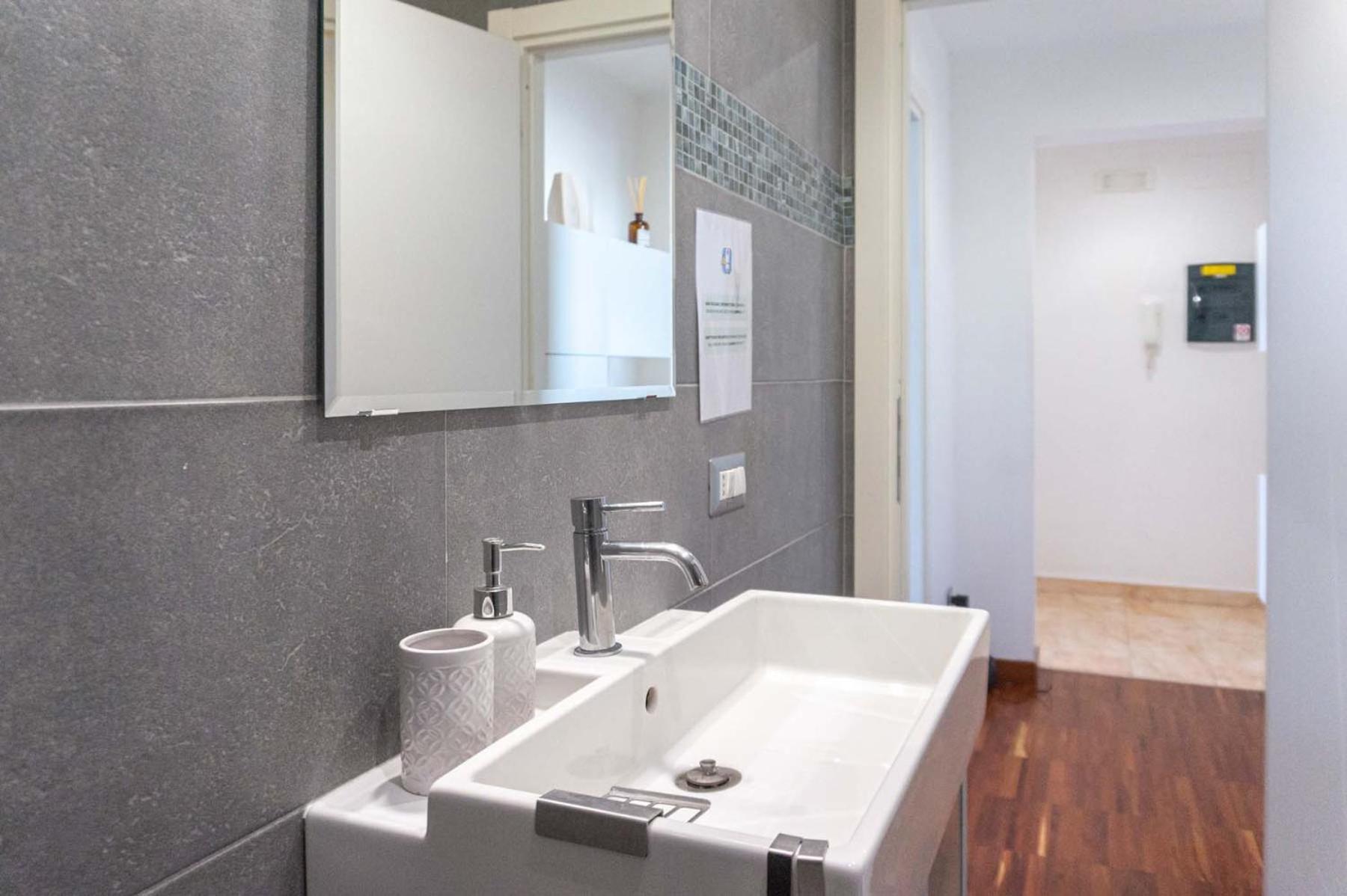Colosseum Cosy Apartment Close To Metro Rome Extérieur photo